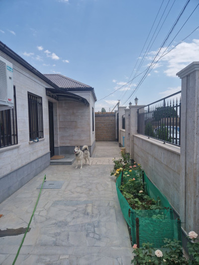 Կոդ AE-3099   Վաճառվում է առանձնատուն