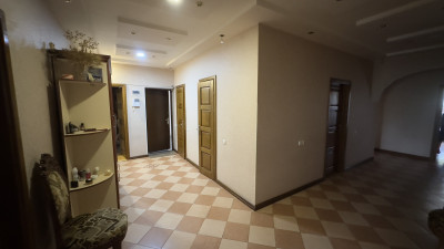 Code BA-5444. Apartment for sale