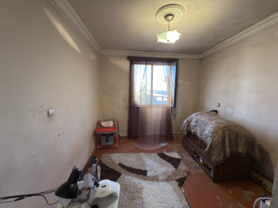 Code AA-0554. House for sale.