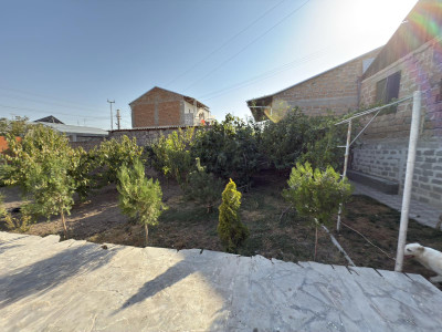 Code AA-0554. House for sale.