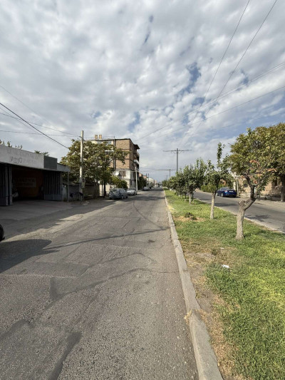 Code KA-7586. Commercial property for sale.