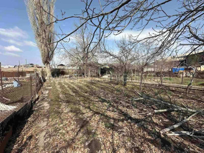 Code AA-2558 A private house is for sale