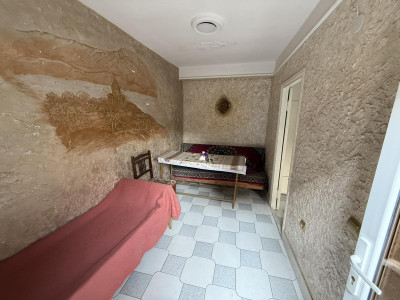 Code AA-1108 A private house is for sale