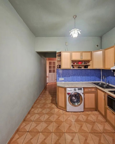 Code BA-0341 — Apartment for sale