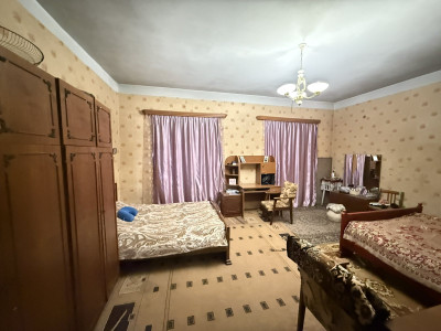 Code AA-3144 — House for Sale