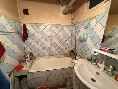 Code BS-9411 An apartment is for sale