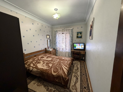 Code AA-4405 A private house is for sale