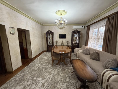 Code AA-4405 A private house is for sale