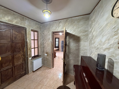 Code AA-4405 A private house is for sale