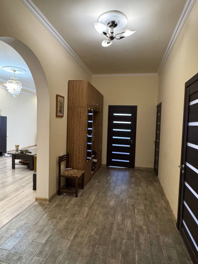 Code AA-7601 – House for sale