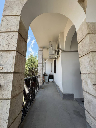 Code AA-7601 – House for sale