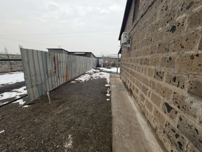 Code AA-0308 – Private house for sale