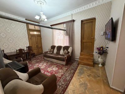 Code AA-3433 – Private house for sale