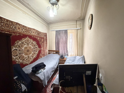 Code AA-3433 – Private house for sale