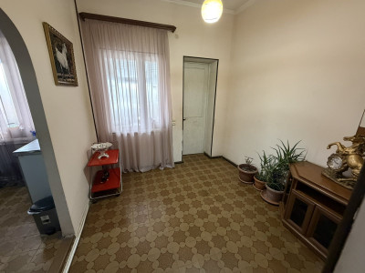 Code AA-3433 – Private house for sale