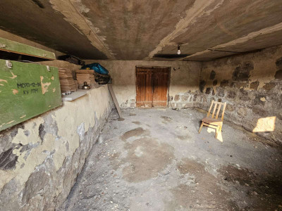 Code AA-9967 – Private house for sale