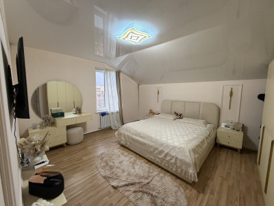 Code AA-8812 – Private house for sale