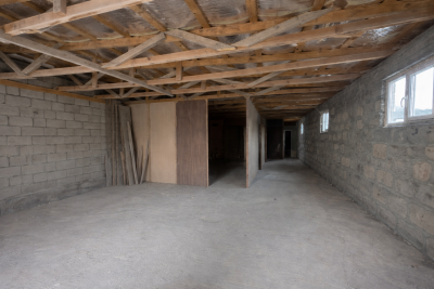 Code KS-0217 – Commercial property for sale