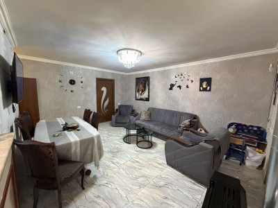 Code BA-8714 – Apartment for sale