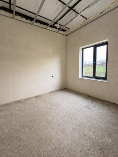 Code AS-0710 – Private house for sale