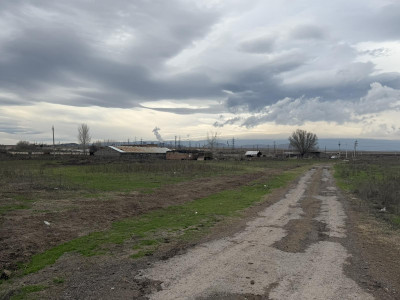 Code KA-0231 – Commercial property for sale