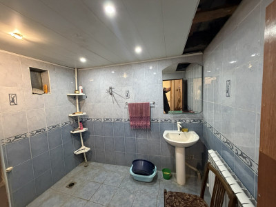 Code AA-1318 – Private house for sale