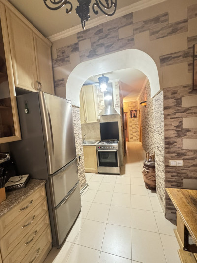 Code BS-8676 – Apartment for sale