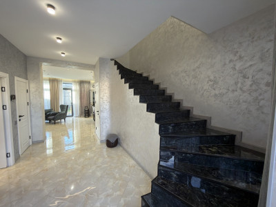 Code AA-8869 – Private house for sale