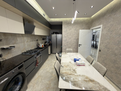 Code AA-8869 – Private house for sale