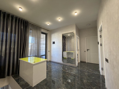 Code AA-8869 – Private house for sale