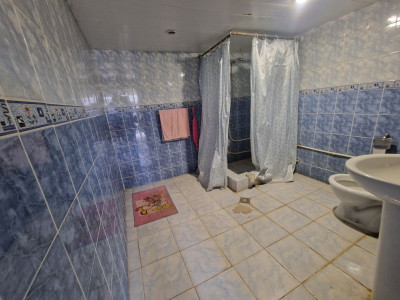 Code AV-6351 – Private house for sale