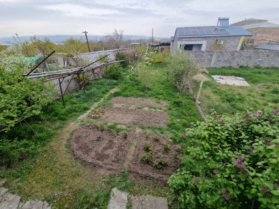 Code AV-6351 – Private house for sale