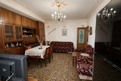 Code BA-7901 – Apartment for sale