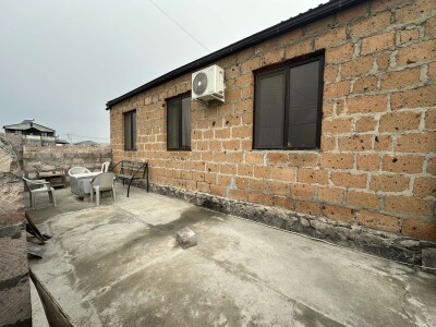 Կոդ AS-9190  Վաճառվում է առանձնատուն