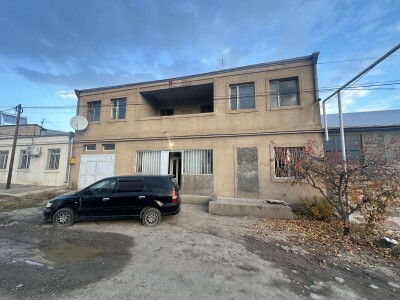 Կոդ AE-1209  Վաճառվում է առանձնատուն