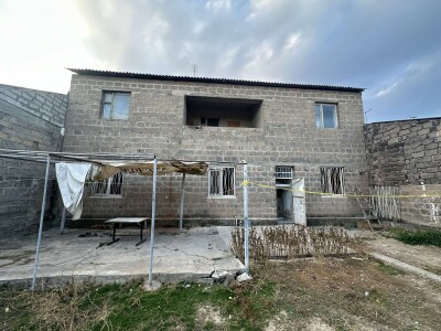 Կոդ AE-1209  Վաճառվում է առանձնատուն