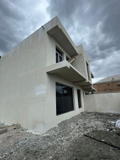 Code AA-0344 A house for sale.