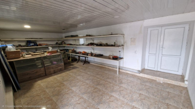 Code AV-1085 House for sale