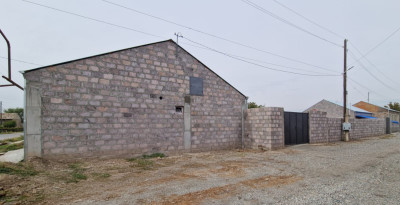Code AV-2310 House for sale