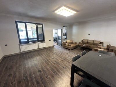 Code KA-8846. A functioning business is for sale.