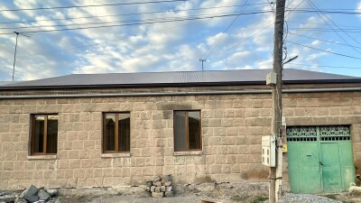 Կոդ AA-0099   Վաճառվում է առանձնատուն