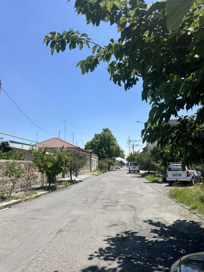 Կոդ HA-3710  Վաճառվում է տնամերձ հող