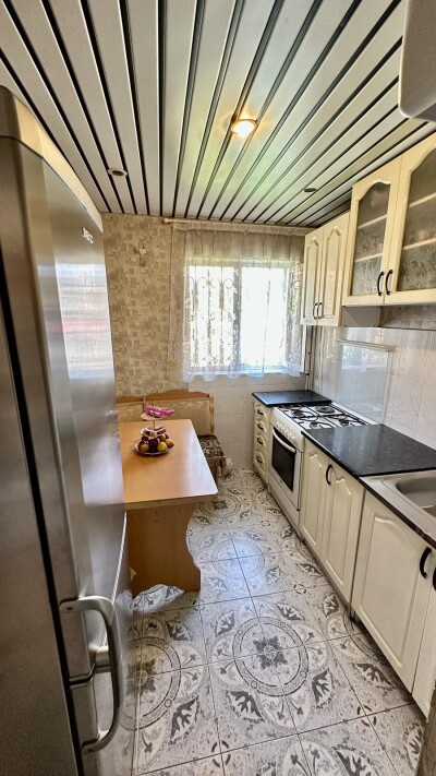 Կոդ BA-9828  Վաճառվում է բնակարան