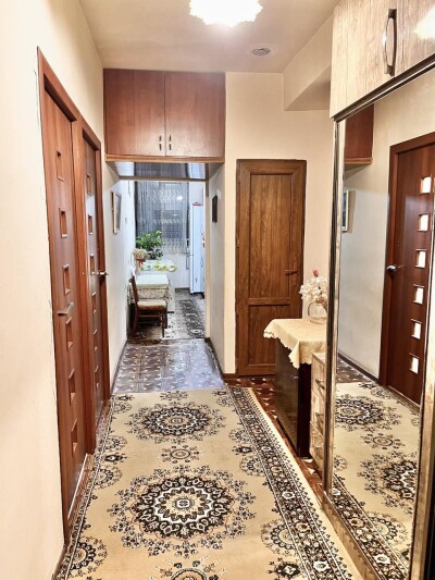 Կոդ BS-9995  Վաճառվում է բնակարան