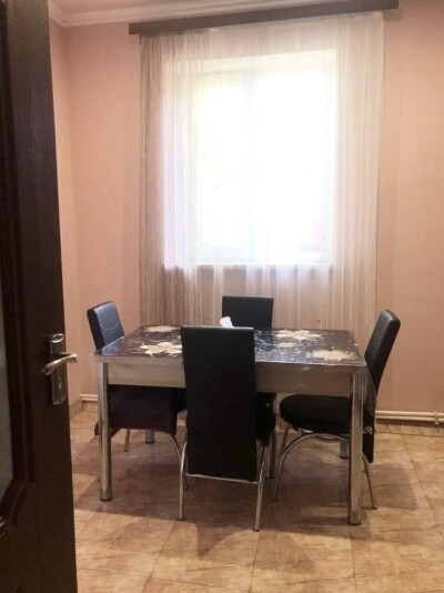 Կոդ AE-6848  Վաճառվում է առանձնատուն