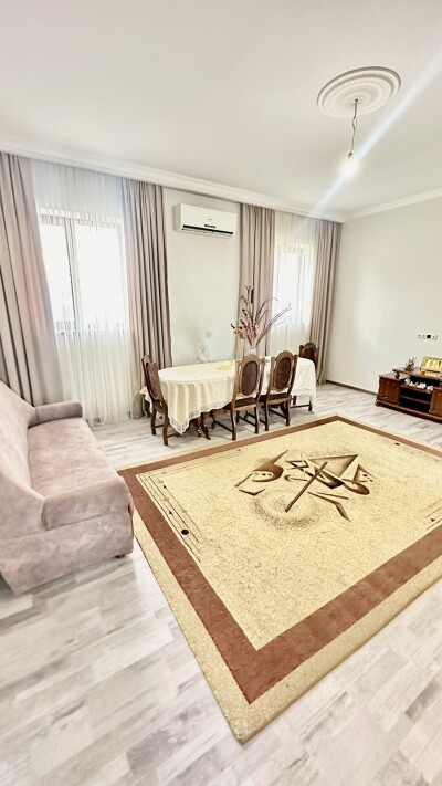 Կոդ AA-0800  Վաճառվում է առանձնատուն