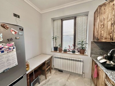 Կոդ AE-2024   Վաճառվում է առանձնատուն