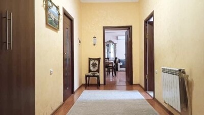 Կոդ AE-6848  Վաճառվում է առանձնատուն