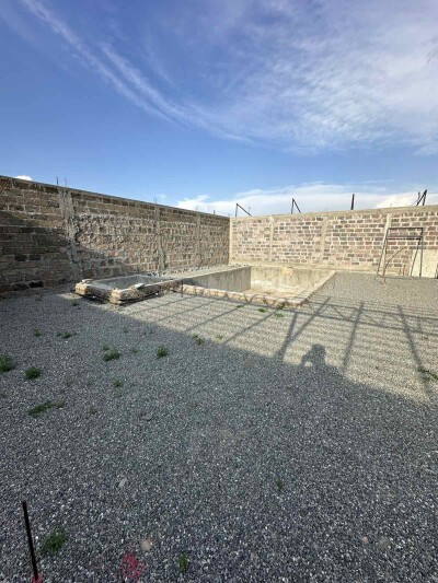 Կոդ AA-0304  Վաճառվում է  նորակառույց առանձնատուն