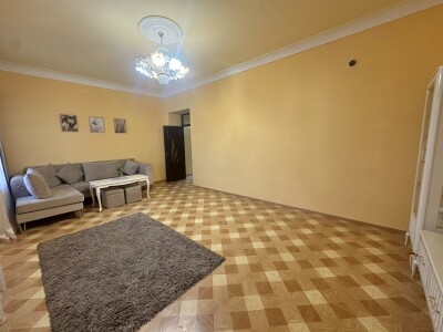 Կոդ AS-5670 Վաճառվում է առանձնատուն